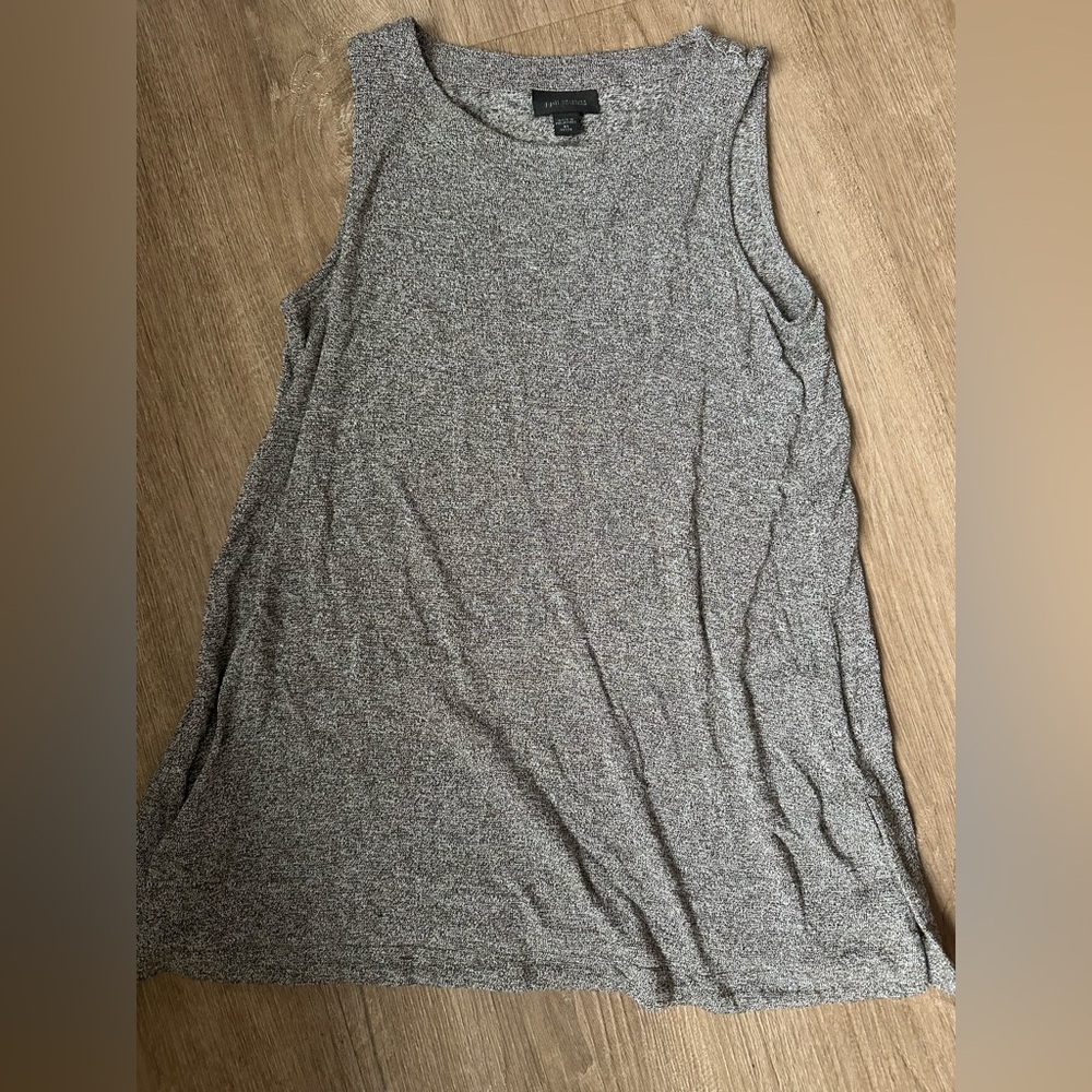 XS Assorted 9 Piece Top Collection - Picture 8 of 13